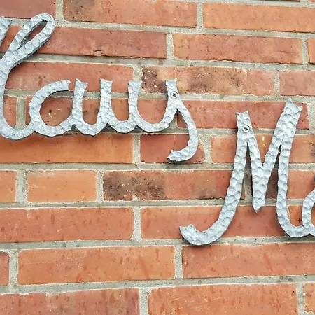 Haus Moewe Apartment *